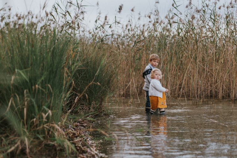 Corinna_familienbilder_familienfotograf_bodenseefotograf_outdoorshooting_bilderdraussen_natuerlichefotografie_marionaphotography-140