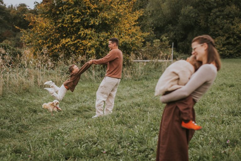 Herbst_Herbstbilder_Familienfotos_Familienfotograf_bodenseefotograf_marionaphotography-109