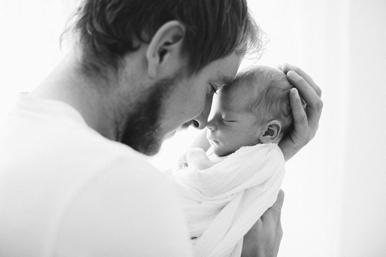 Newborn_2natural_babyshooting_bodensee_familienfotograf_lea_marionaphotography