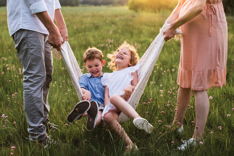 schwangerschaft-mettnau-radolfzell-familienfotograf-natuerlichebilder-marionaphotography-12