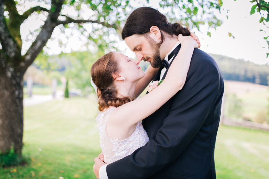 stephanie_kai_hochzeit_bodensee_schweiz_brautpaar_11