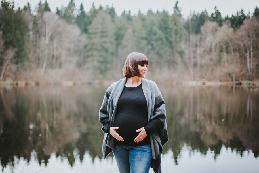 Johanna3_schwangerschaft_bodensee_schweiz_radolfzell_marionaphotography