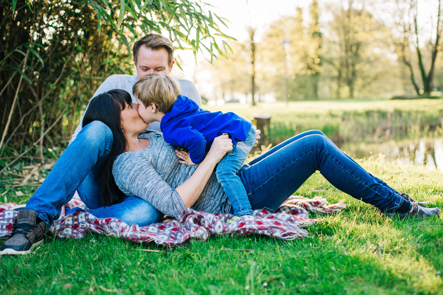 michaela_familienbilder_familienfotograf_bodenseefotograf_bodensee_sonneuntergang_marionaphotography6
