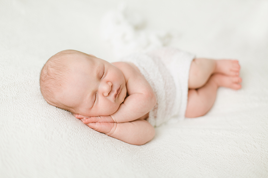 Ella_5_newborn_bodensee_natural_marionaphotography