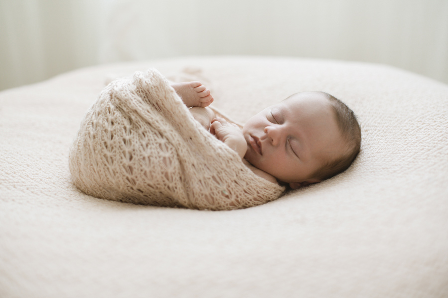Paloma_Newborn_natural_babyfotograf_bodensee_marionaphotography-3