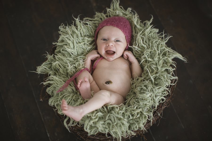 Paloma_Newborn_natural_babyfotograf_bodensee_marionaphotography-76