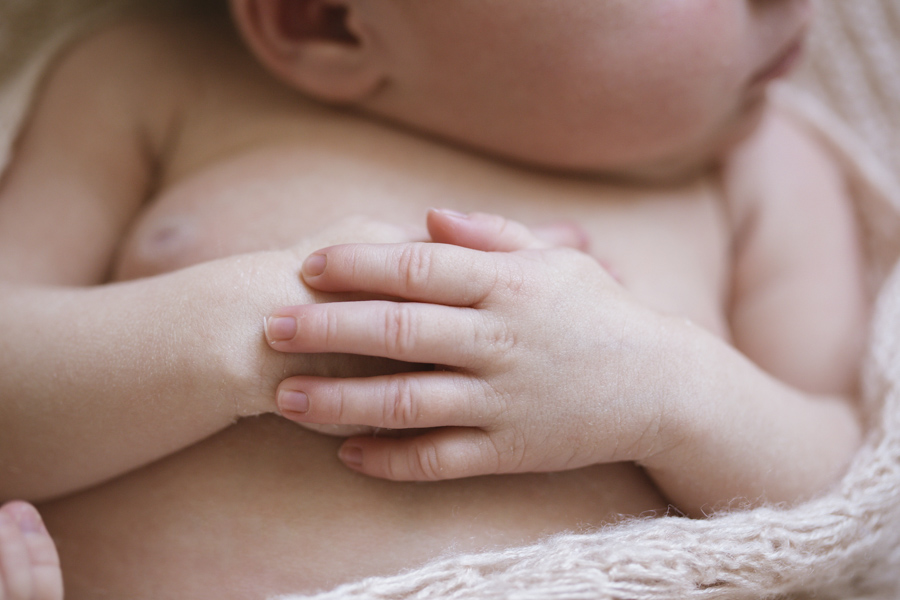 Paloma_Newborn_natural_babyfotograf_bodensee_marionaphotography-9