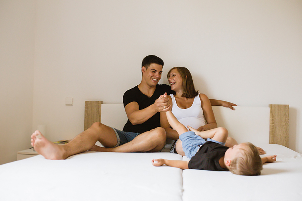 Janika_schwangerschaft_natural_familienfotograf_bodensee_marionaphotography-129