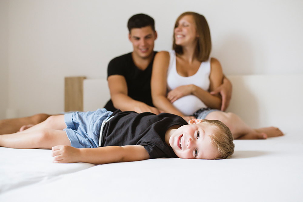 Janika_schwangerschaft_natural_familienfotograf_bodensee_marionaphotography-134