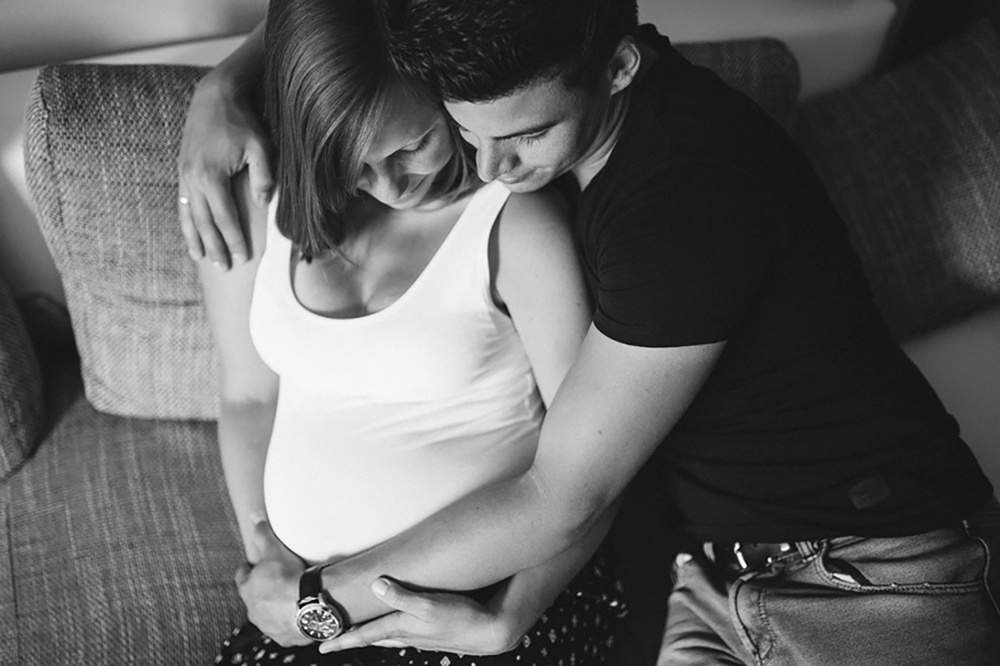 Janika_schwangerschaft_natural_familienfotograf_bodensee_marionaphotography-79