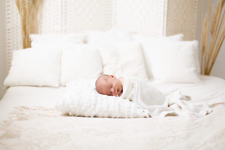 newborn_joris_babyfotos_familienfotograf_babyfotograf_bodensee_marionaphotography-70