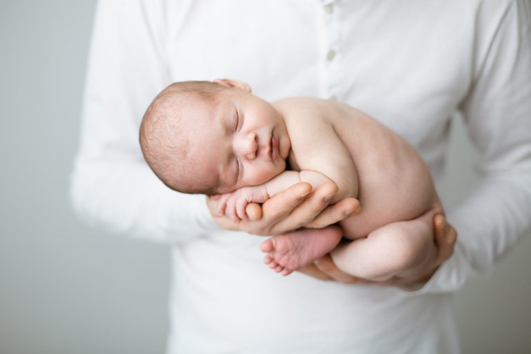 newborn_joris_babyfotos_familienfotograf_babyfotograf_bodensee_marionaphotography-110
