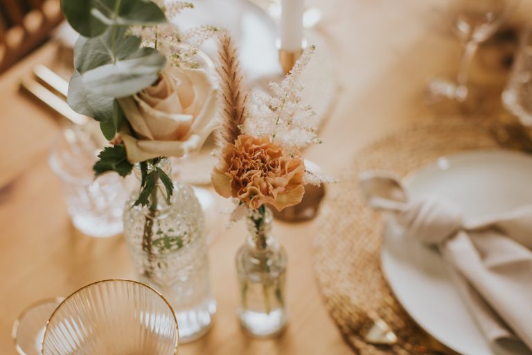 hochzeitsdeko-events-eventsdeko-bohostil-wunderschoeneprodukte-produktfotografie-businessfotos-brandbilder-magazinebymariona-marionaphotography-172